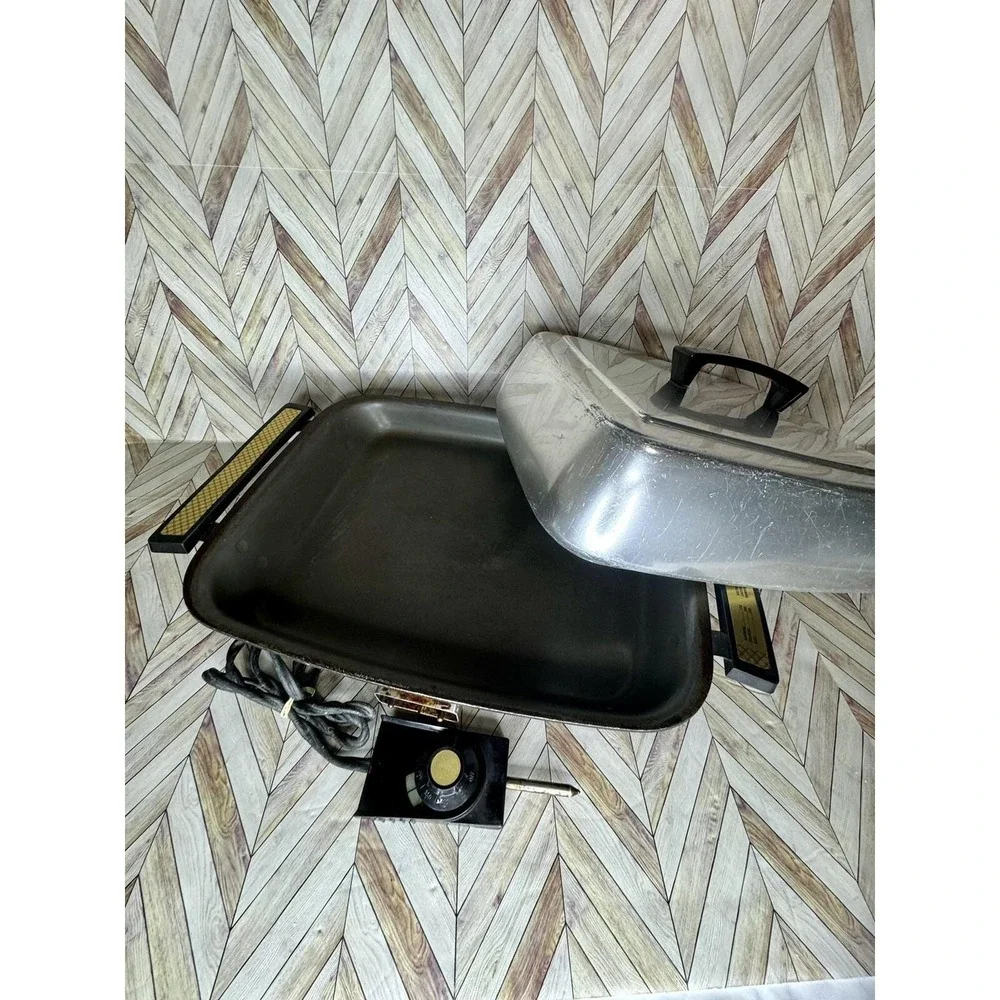 Vintage Electric‎ Skillet Silver Black Square High Dome Lid Temperature Probe